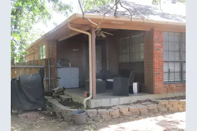 2309 Oak Park Drive, Denton, TX 76209 - Photo 2