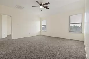 218 Jacob Ct, Glenn Heights, TX 75154 - Photo 16