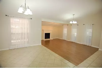 2619 Creekview Drive, Arlington, TX 76016 - Photo 4