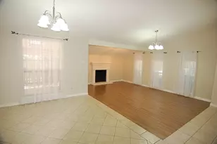 2619 Creekview Dr, Arlington, TX 76016 - Photo 4