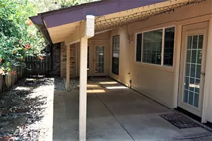 2619 Creekview Dr, Arlington, TX 76016 - Photo 14