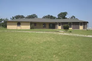 2345 Co Rd 211, Gainesville, TX 76240 - Photo 1
