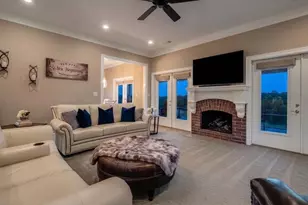 2506 Oakbrook Circle, Sherman, TX 75092 - Photo 6