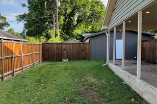 607 Cain St, Lake Dallas, TX 75065 - Photo 18