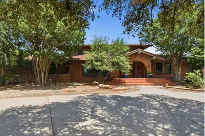 904 W Belknap Street, Jacksboro, TX 76458 - Photo 1
