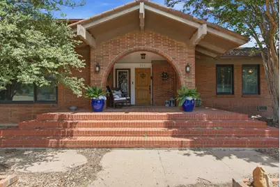 904 W Belknap Street, Jacksboro, TX 76458 - Photo 2