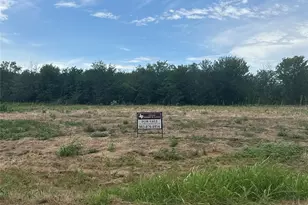 309 Creekside, Valley View, TX 76272 - Photo 1