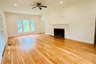 2025 Walworth St, Greenville, TX 75401 - Photo 8