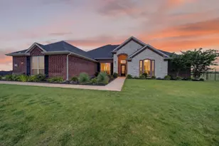 1095 Emilia Dr, Farmersville, TX 75442 - Photo 1
