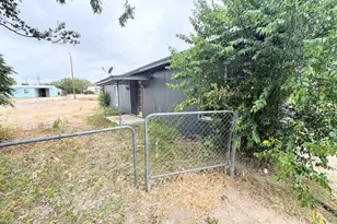346 Marshall Smith Dr, Del Rio, TX 78840 - Photo 24