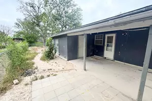 346 Marshall Smith Dr, Del Rio, TX 78840 - Photo 16