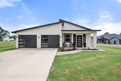 363 Cross Tie Ranch Road, Trinidad, TX 75163 - Photo 1