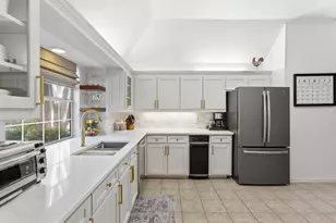 201 Coach House Cir, Fort Worth, TX 76108 - Photo 12