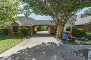 201 Coach House Cir, Fort Worth, TX 76108 - Photo 4