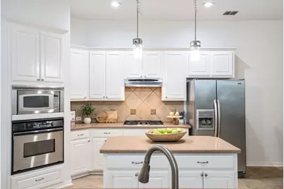 804 Sword Bridge Drive, Lewisville, TX 75056 - Photo 8