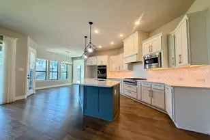 2912 Deerhurst Dr, Highland Village, TX 75077 - Photo 8