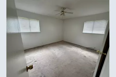 2411 Woodlawn Drive, Ennis, TX 75119 - Photo 14