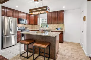 10353 Newcombe Dr, Dallas, TX 75228 - Photo 6