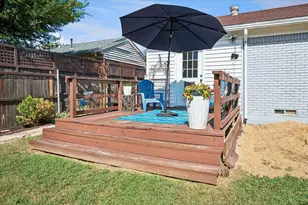 10353 Newcombe Dr, Dallas, TX 75228 - Photo 22