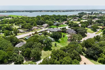 110 Pecan Valley Lane, Waxahachie, TX 75165 - Photo 10