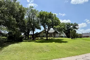 110 Pecan Valley Ln, Waxahachie, TX 75165 - Photo 4