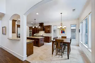 6520 Sondra Dr, Dallas, TX 75214 - Photo 10