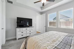 422 Holly Rd, Little Elm, TX 75068 - Photo 18