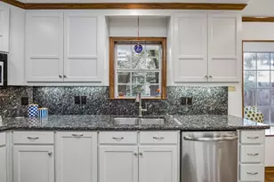 9624 Greensprint Dr, Dallas, TX 75238 - Photo 16