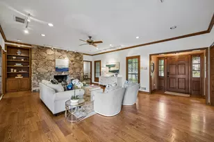 9624 Greensprint Dr, Dallas, TX 75238 - Photo 4