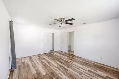 1130 W Day Street, Denison, TX 75020 - Photo 8