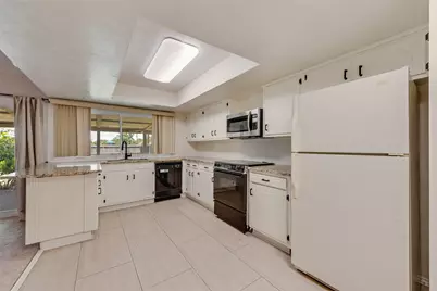 8515 Baumgarten Drive, Dallas, TX 75228 - Photo 4