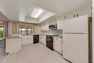 8515 Baumgarten Dr, Dallas, TX 75228 - Photo 4