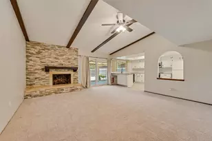 8515 Baumgarten Dr, Dallas, TX 75228 - Photo 6
