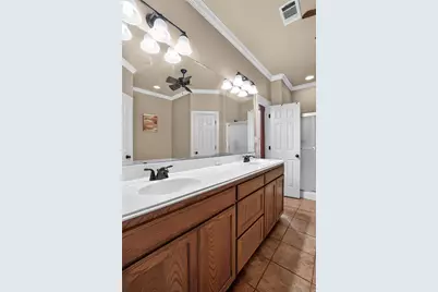 1301 Hyde Park Boulevard, Cleburne, TX 76033 - Photo 26