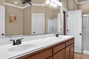 1301 Hyde Park Blvd, Cleburne, TX 76033 - Photo 18