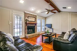 249 Simmons Dr, Coppell, TX 75019 - Photo 10