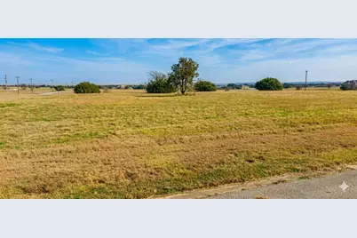 7301 Canterburg Drive, Cleburne, TX 76033 - Photo 14