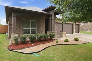 2444 Half Moon Bay Ln, Fort Worth, TX 76177 - Photo 2