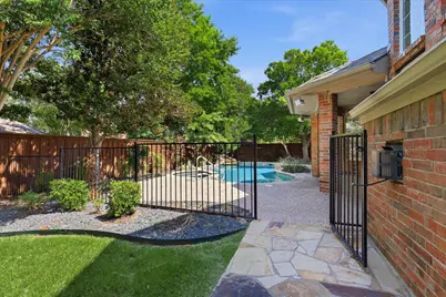 4704 Remington Park Drive, Flower Mound, TX 75028 - Photo 32