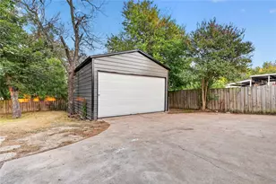 835 Glen Arbor Dr, Dallas, TX 75241 - Photo 4
