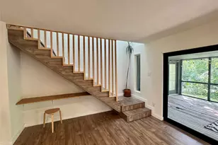 211 Mill Creek Dr, Arlington, TX 76010 - Photo 2