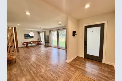 211 Mill Creek Drive, Arlington, TX 76010 - Photo 8