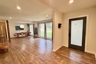 211 Mill Creek Dr, Arlington, TX 76010 - Photo 8