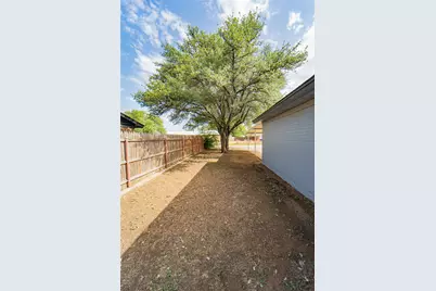 1505 Westridge Circle, Breckenridge, TX 76424 - Photo 32