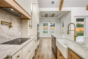 2122 NW 21st St, Fort Worth, TX 76164 - Photo 6