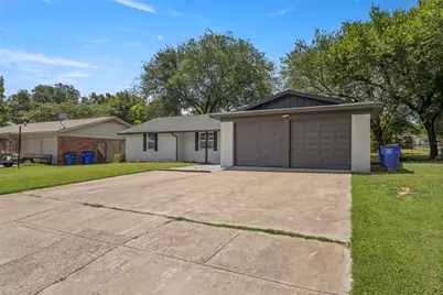 311 Arthur Drive, Kennedale, TX 76060 - Photo 2