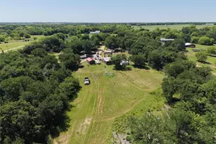 3700 Co Rd 4040, Whitewright, TX 75491 - Photo 18