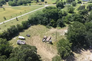 3700 Co Rd 4040, Whitewright, TX 75491 - Photo 6