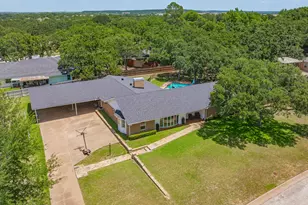 1423 Oak Hills Dr, Graham, TX 76450 - Photo 30