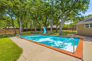 1423 Oak Hills Dr, Graham, TX 76450 - Photo 24